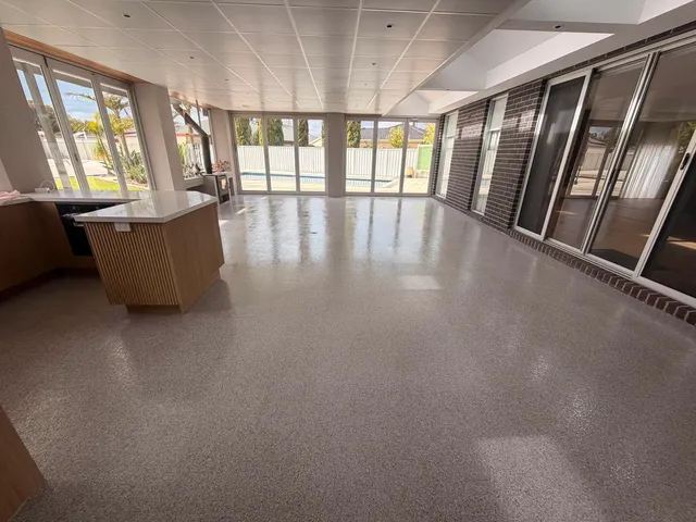 Epoxy self-levelling commercial floor