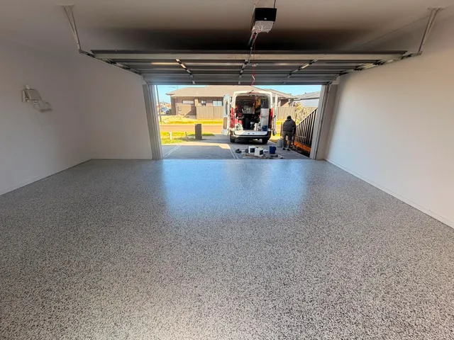 Epoxy self-levelling commercial floor